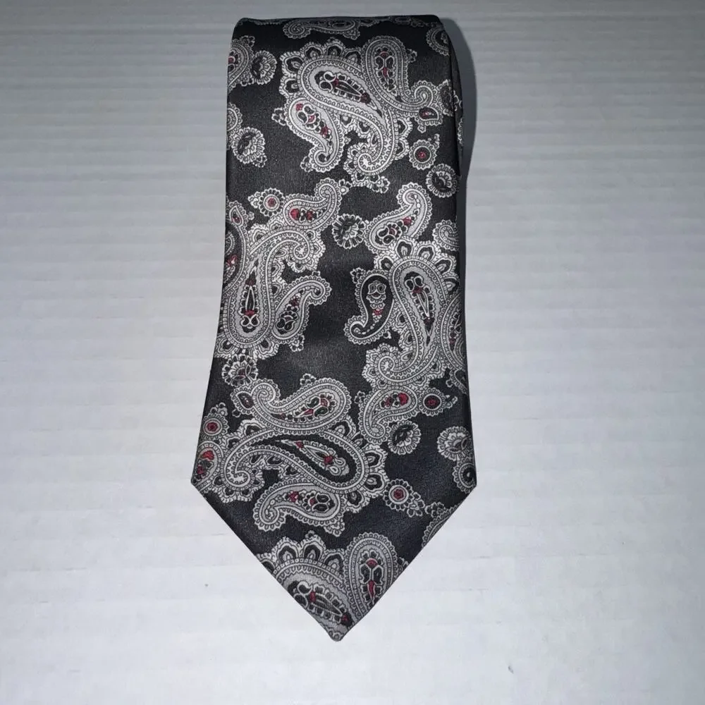Vintage Gianno Paisley Tie Black Red White 58” x 4” Made in USA Italian Import